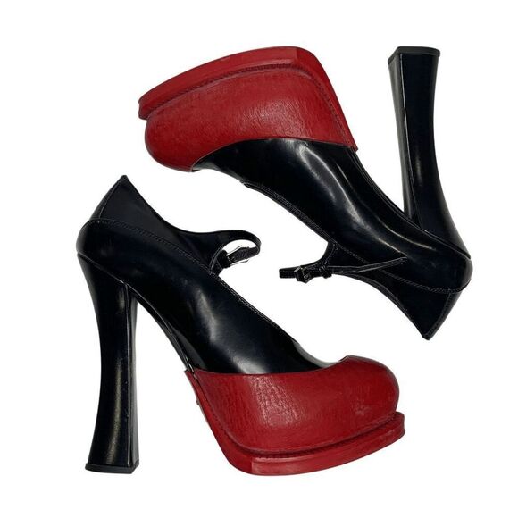Prada Mary Jane Runway 2012 Black Leather Red Rubber Cap Toe Heels EU 37 Pumps - Picture 4 of 8